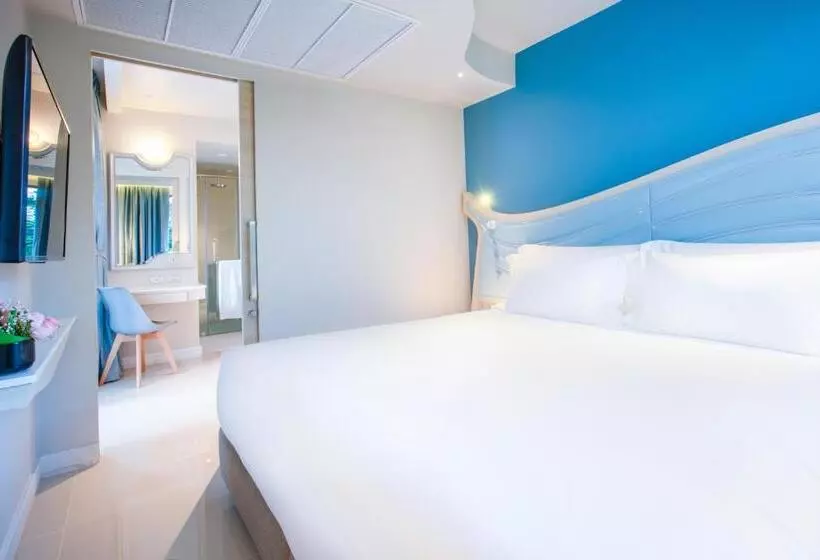 Hotelli Centara Sonrisa Residences & Suites Sriracha
