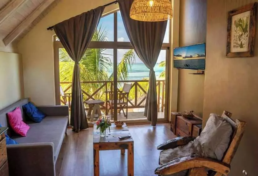 ホテル Clove Island Villas & Spa
