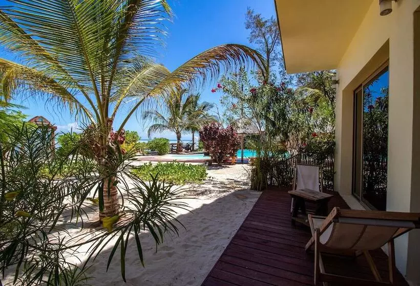 ホテル Clove Island Villas & Spa