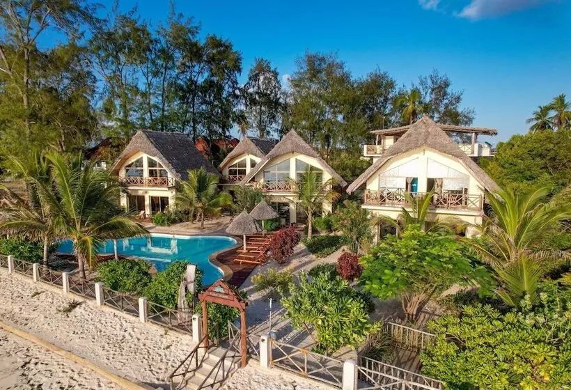 ホテル Clove Island Villas & Spa