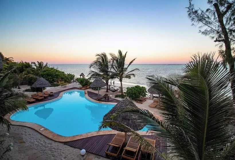 ホテル Clove Island Villas & Spa