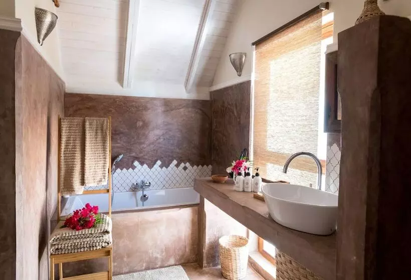 ホテル Clove Island Villas & Spa