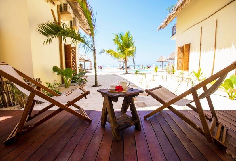 Отель Clove Island Villas & Spa