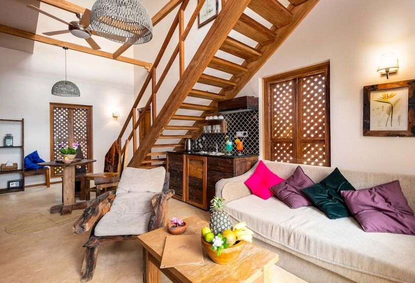 Отель Clove Island Villas & Spa