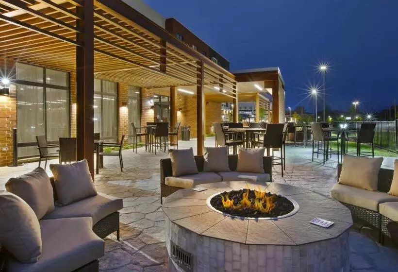 ホテル Courtyard By Marriott St. Joseph Benton Harbor