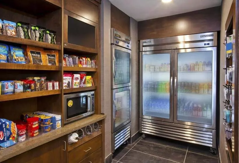 ホテル Courtyard By Marriott St. Joseph Benton Harbor