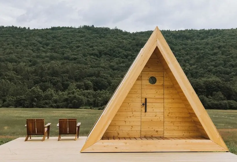 ホテル The Lodge At West River