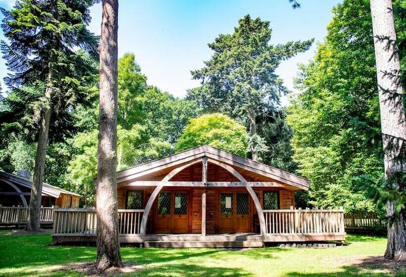 Warwick Castle Hotel And Knight S Village