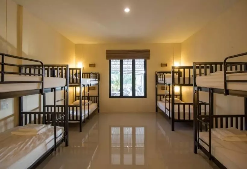 Koh Jum Hostel