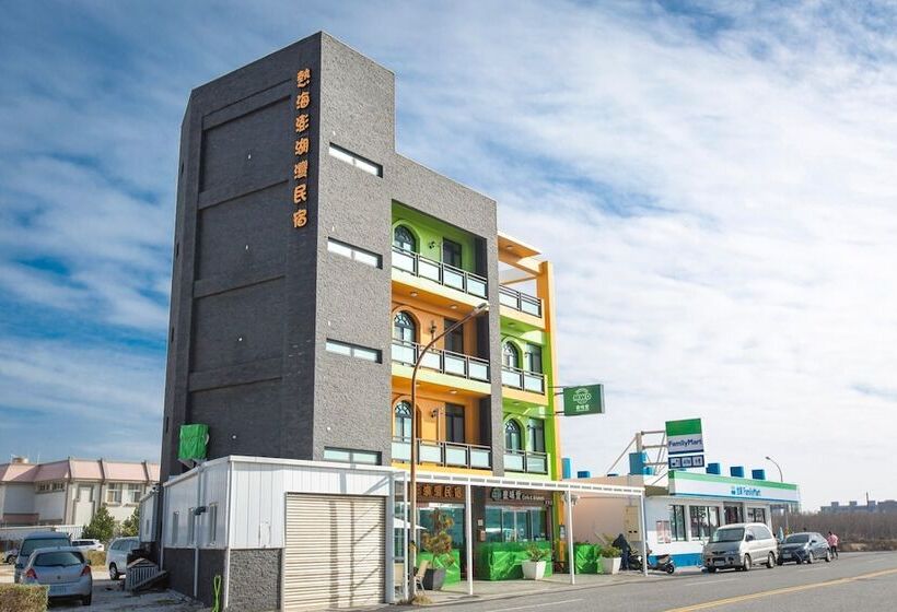 پانسیون Atami Penghuwan