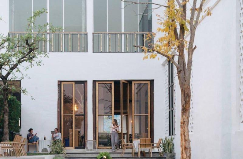 Pensionat White Wall Riverfront