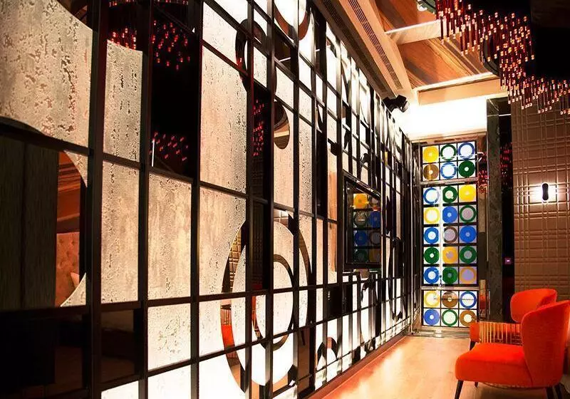 Royal Group Motel Fengshan Branch