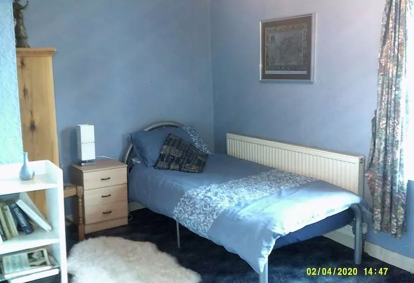 Wheatsheaf House Bed & Breakfast