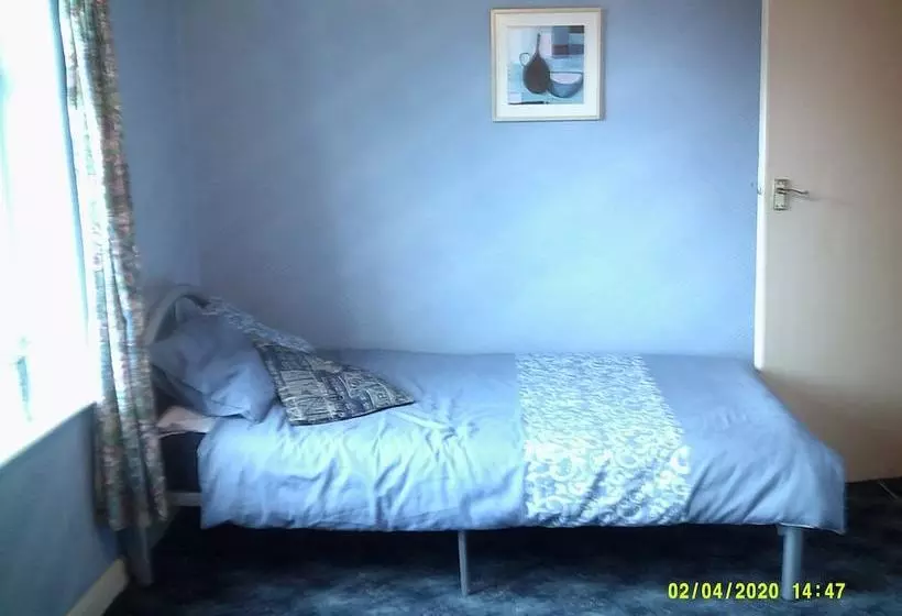 Wheatsheaf House Bed & Breakfast