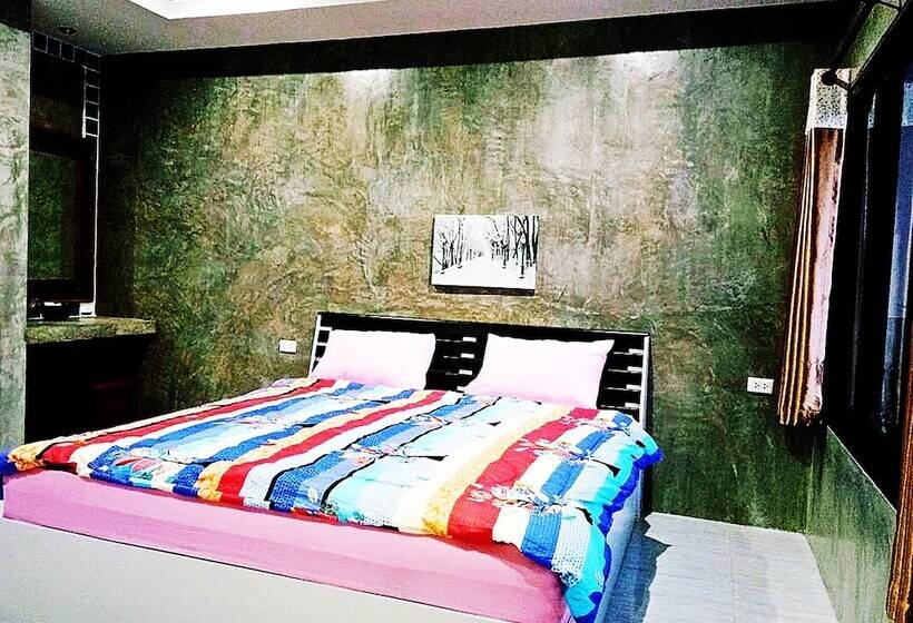 旅馆 Naihuar Resort