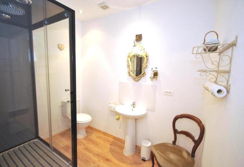 مبيت وإفطار 52 Eymet