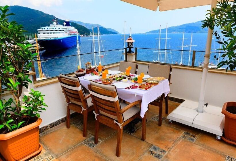 تختخواب و صبحانه Mets Boutique