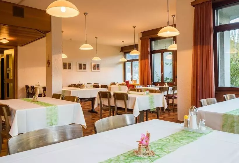 Hotelli Gästehaus St. Ursula