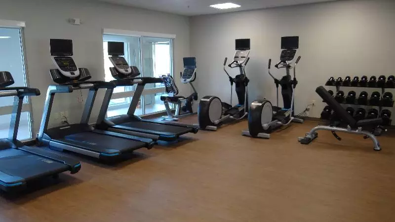 Hotelli Holiday Inn Express & Suites   Auburn Downtown, An Ihg