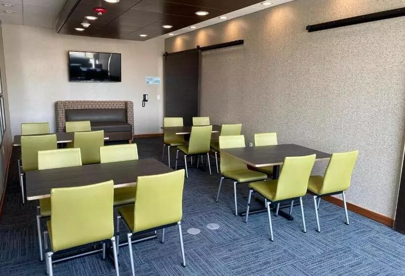 Hotelli Holiday Inn Express & Suites   Michigan City, An Ihg