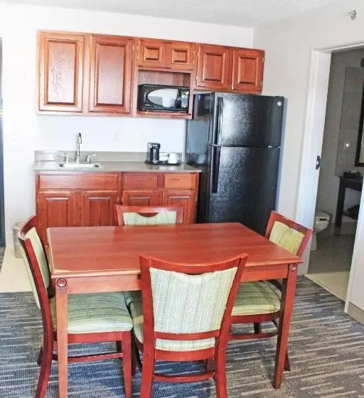 Independence Stay Hotel & Suites