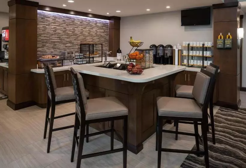 Staybridge Suites   Phoenix – Biltmore Area, An Ihg