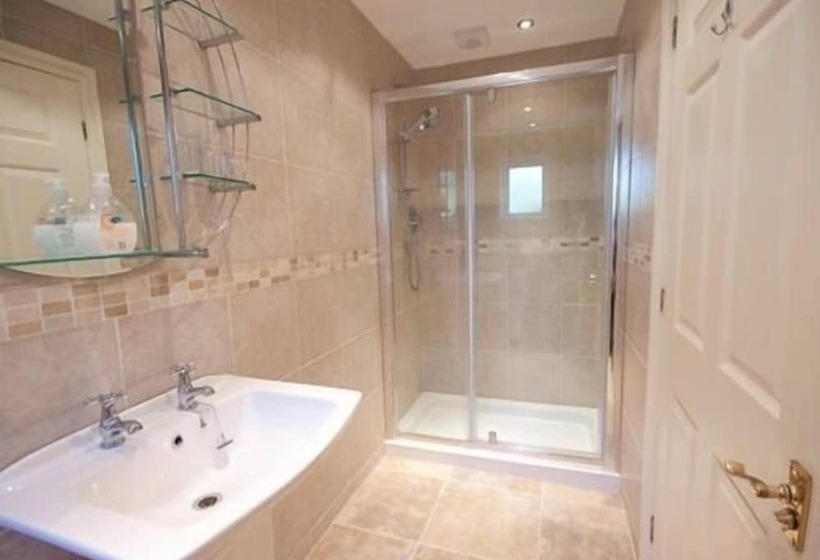 تختخواب و صبحانه Ellingham House