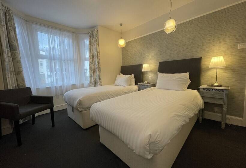 تختخواب و صبحانه Newton House Oxford