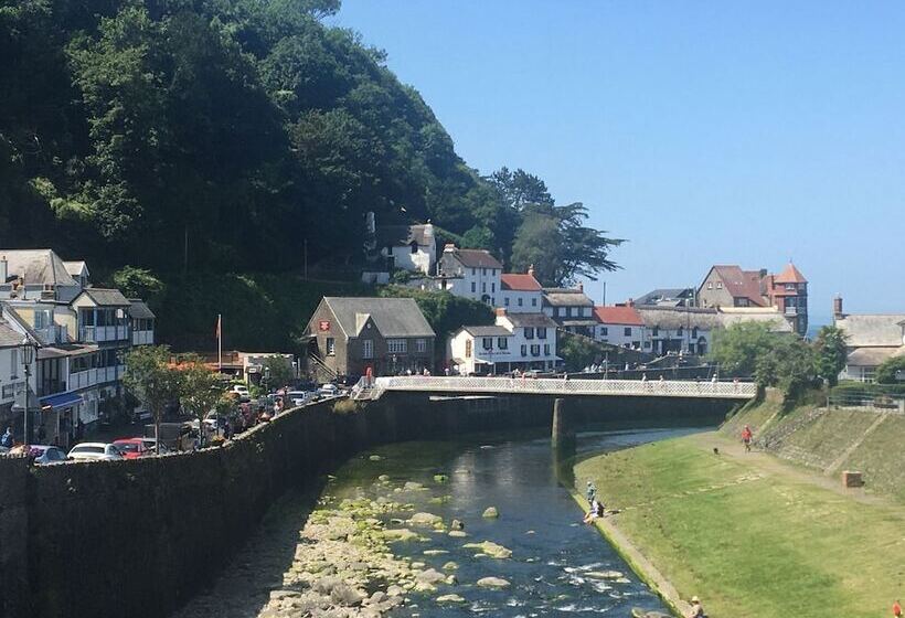 Bed and Breakfast North Walk House