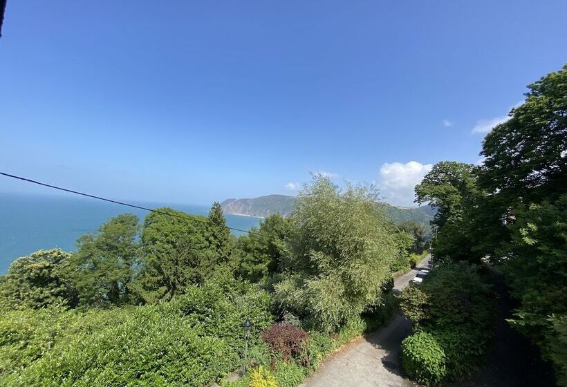 Bed and Breakfast North Walk House