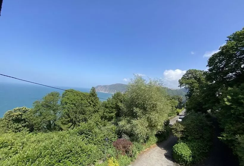 Bed and Breakfast North Walk House