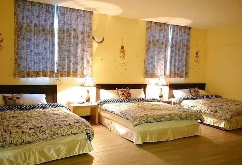 تختخواب و صبحانه Yushow Library Villa