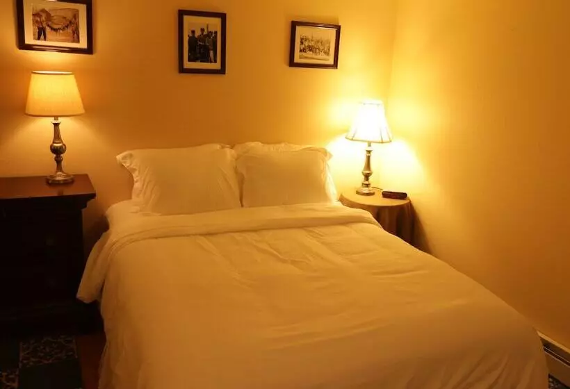 Hostelli Alaska Dreamin  Lodging