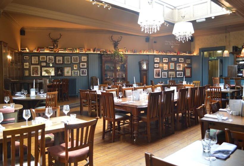 فندق فئة نجمة واحدة The Royal Oak