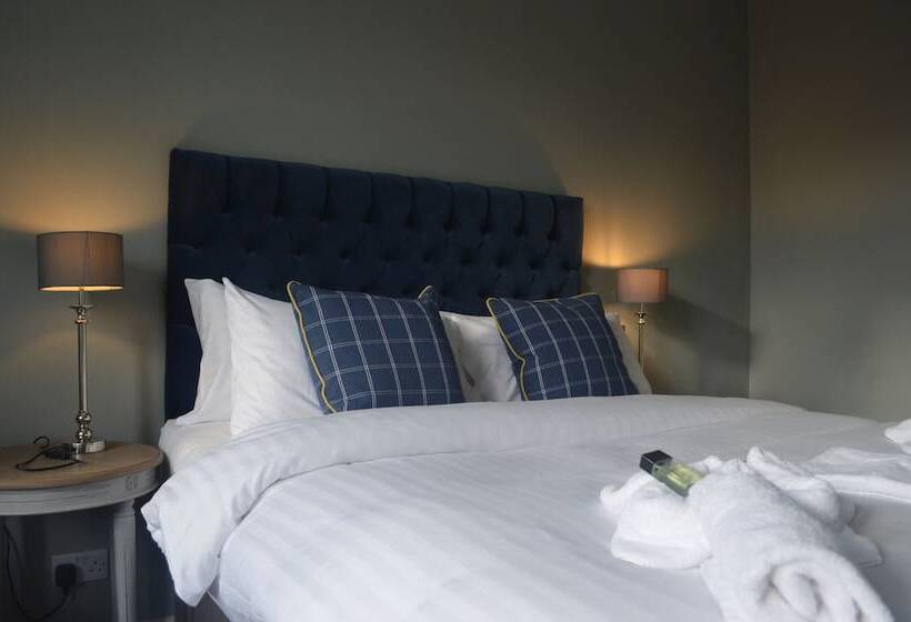 فندق فئة نجمة واحدة The Royal Oak