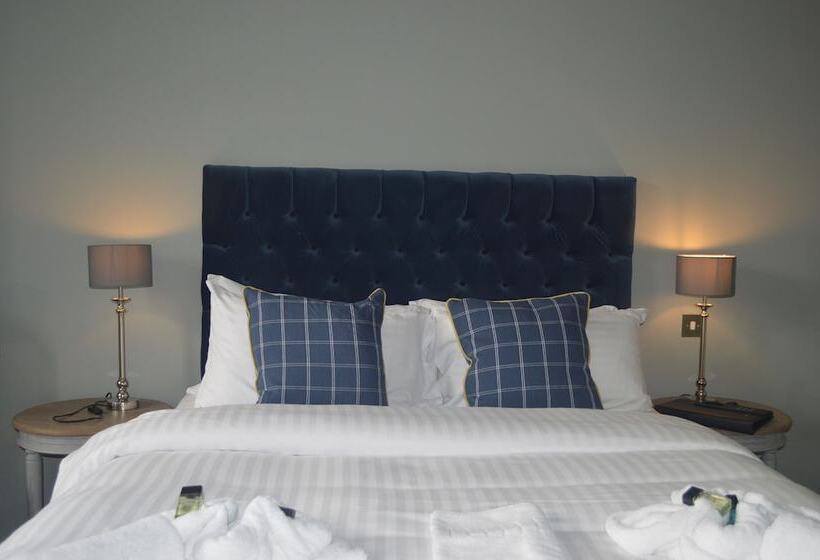 فندق فئة نجمة واحدة The Royal Oak