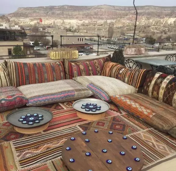 Hotelli Caravanserai Inn