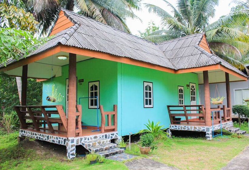 בית מלון כפרי Koh Kood Far East Resort