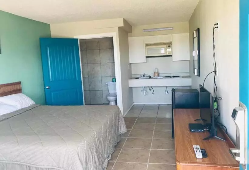 Hotelli Lakeside Inn