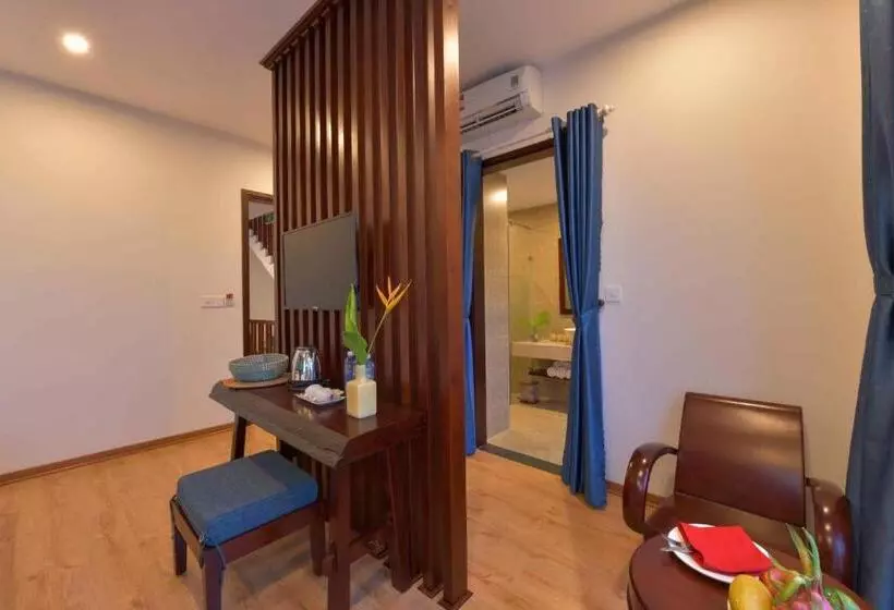 هتل Saclo Villa And Hostel