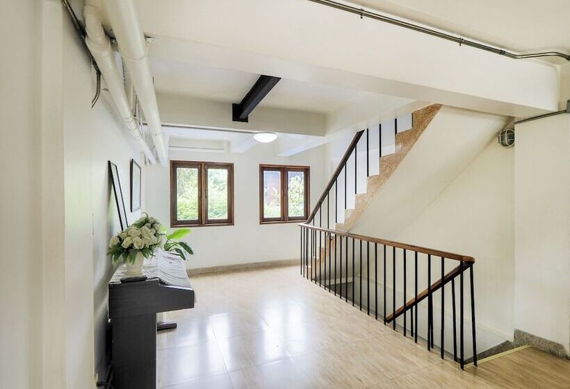 Nakara Hostel Ayutthaya