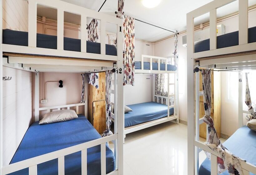 Nakara Hostel Ayutthaya