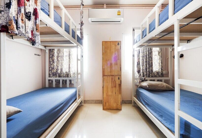 Nakara Hostel Ayutthaya