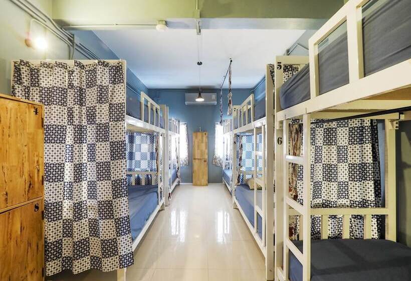 Nakara Hostel Ayutthaya