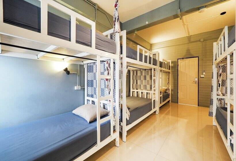 Nakara Hostel Ayutthaya