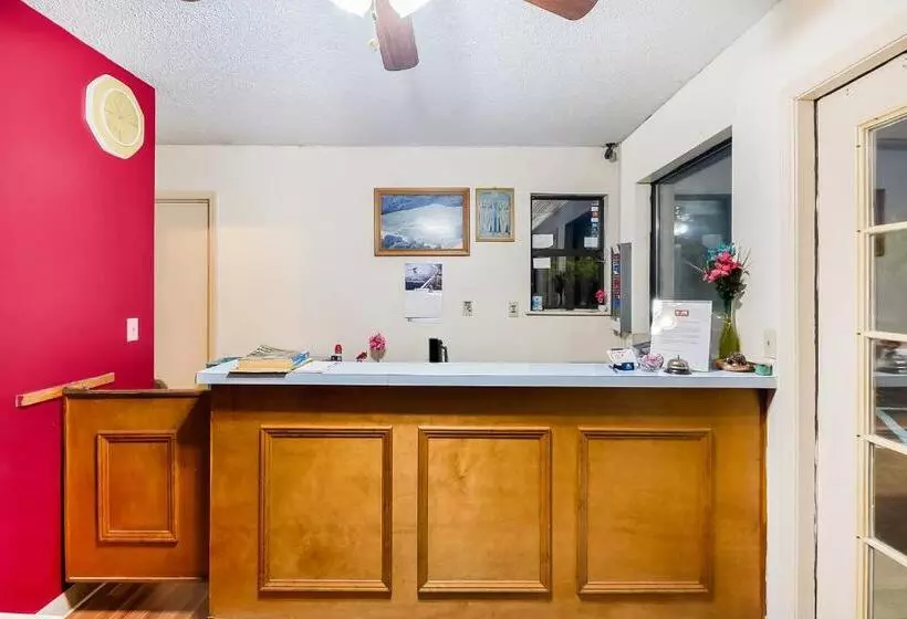 Oyo Hotel Manning Sc