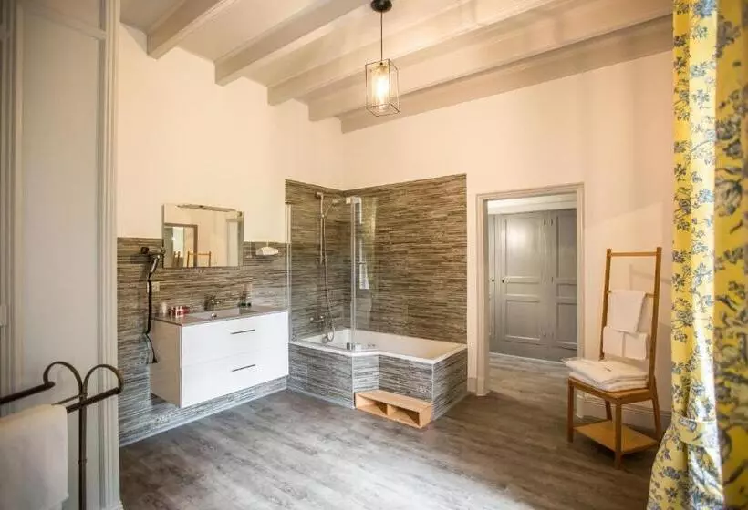 Majatalo Chateau De Bournet