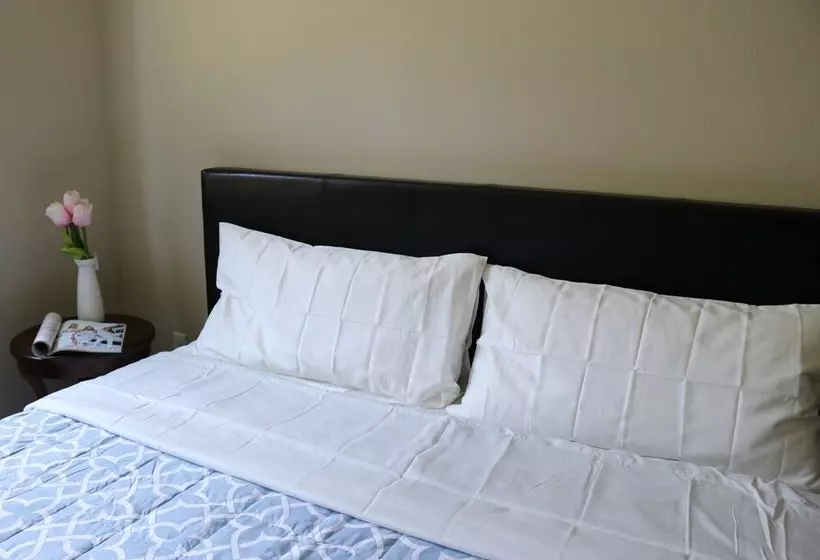 Majatalo Shoreline Mini Inn