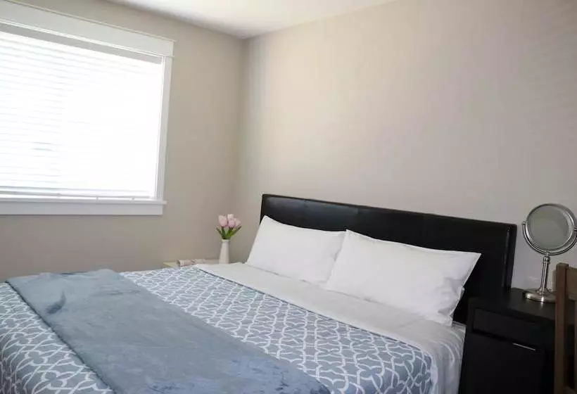 Majatalo Shoreline Mini Inn