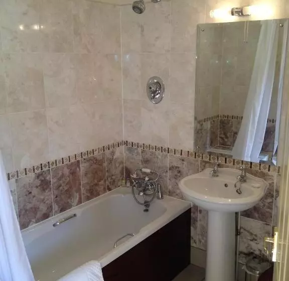 The Olde Windmill Inn